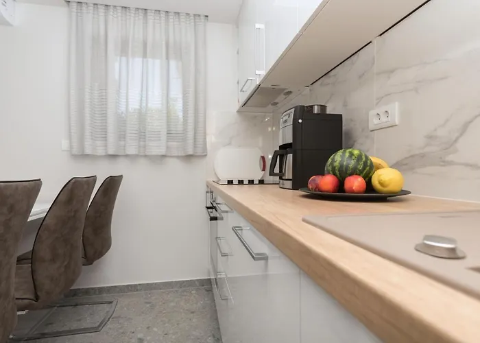 Lovric Appartement Makarska