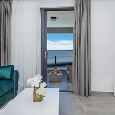 Lovric מאקרסקה